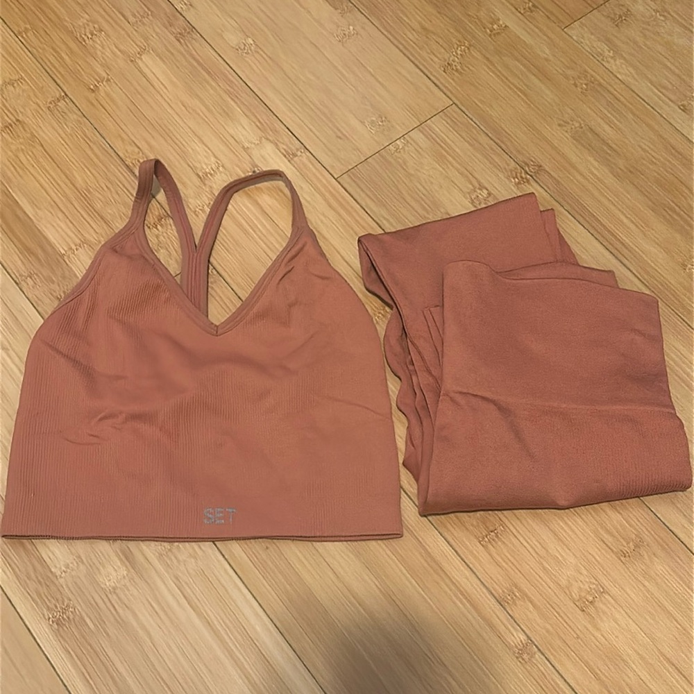 Set Active Sportbody Bra (S) and Leggings (S) Teracotta color